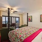 Hacienda Encantada Resort&Spa